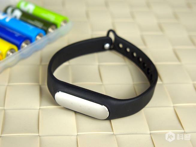小米光感版手環(huán)試用評測——運(yùn)動愛好者大愛