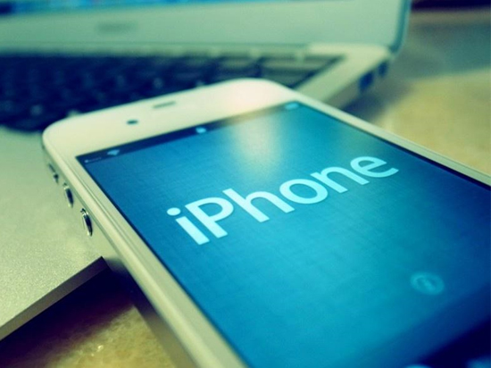 蘋果股價被谷歌逆襲了!原因竟是iPhone沒人買