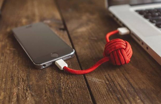 視頻：盤點5款最實用的iPhone配件 你最喜歡哪個？