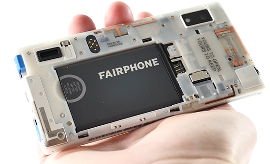 視頻：模塊手機(jī)Fairphone 2體驗(yàn)：系統(tǒng)流暢但樣子很丑