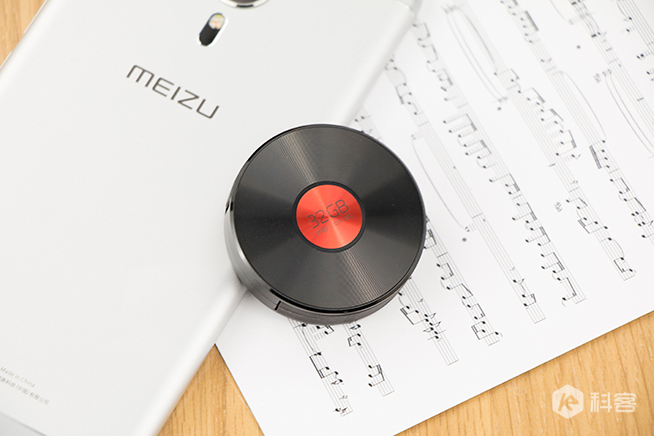 精致的新年禮物 魅族原創(chuàng)音樂(lè)OTG U盤圖賞