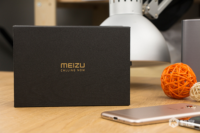 精致的新年禮物 魅族原創(chuàng)音樂(lè)OTG U盤圖賞