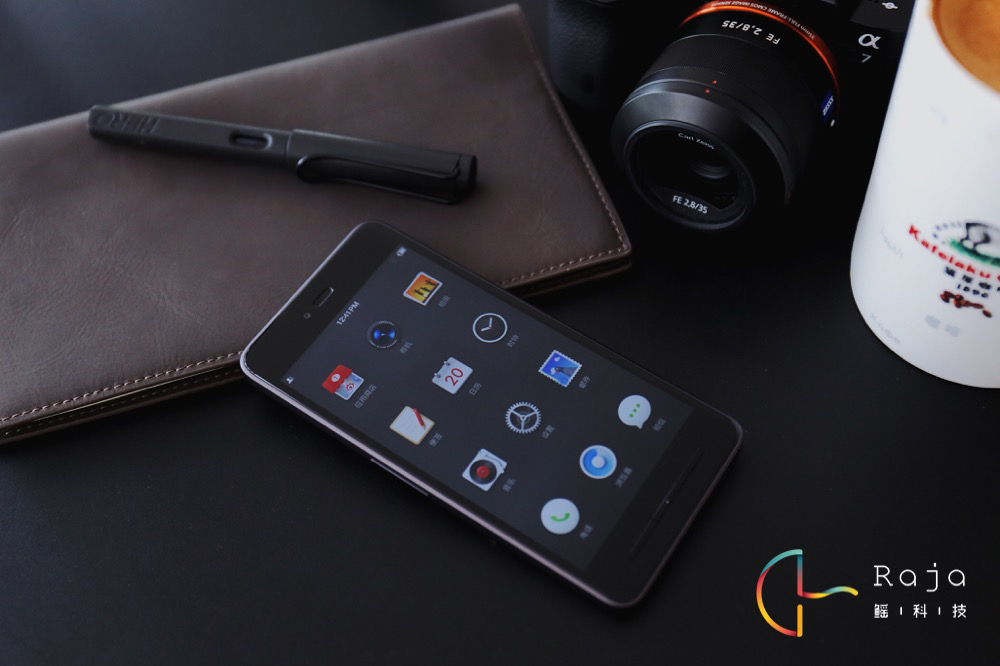 錘子T2開(kāi)箱圖賞：獨(dú)具匠心的對(duì)稱(chēng)美學(xué)