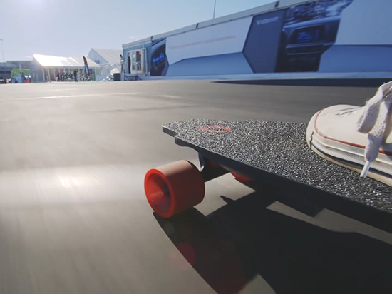 視頻：高富帥專屬 Inboard M1電動滑板上手玩