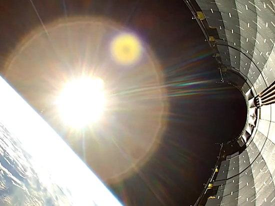 視頻：SpaceX獵鷹9號(hào)返回地球 畫面美輪美奐