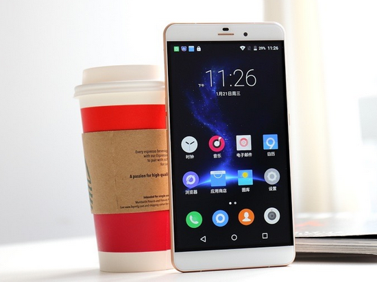 藍(lán)魔MOS1 Max體驗：巨屏配長續(xù)航的完美結(jié)合