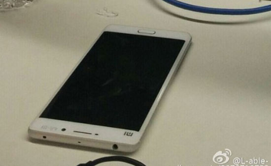 小米5自曝碉堡功能，成本高定價(jià)或超2000元