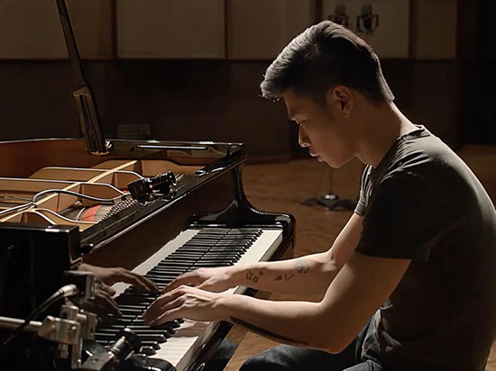 視頻：Android狂批iPhone 千篇一律索然無(wú)味