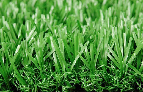 屋頂光禿禿不美觀？試試這種能發(fā)電的人工草坪吧