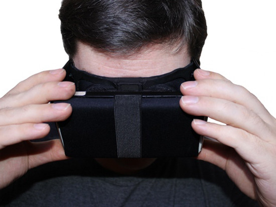 擺脫笨重配置，這款VR頭顯竟能折疊攜帶