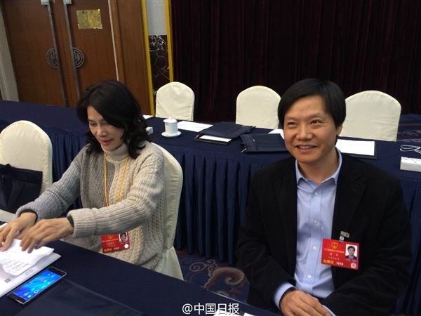 董明珠：要不要繼續(xù)做手機看雷軍，他做我就做！