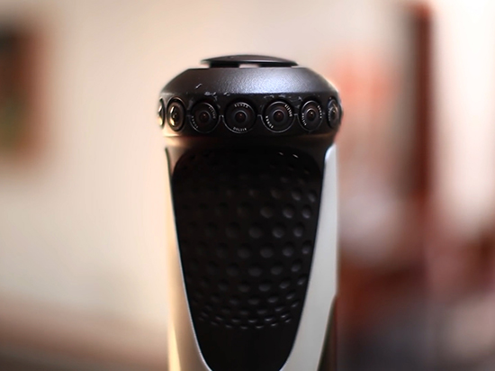 能自動拼接轉(zhuǎn)碼 這臺全景相機(jī)有點厲害