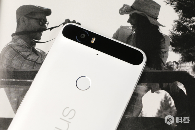 華為確認(rèn)將代工谷歌Nexus 7P，但有兩個大悲劇