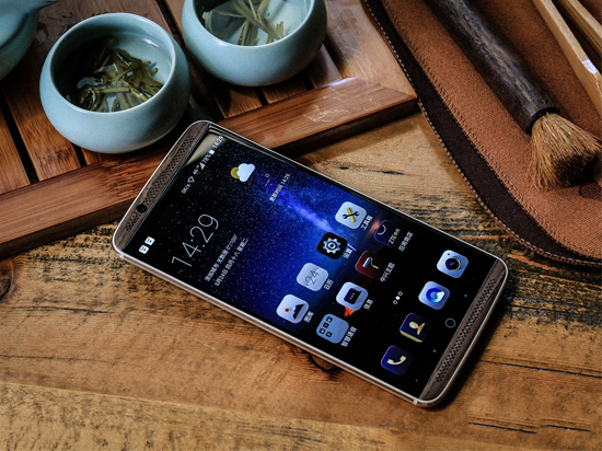 流暢到感人：五款大內(nèi)存安卓旗艦手機(jī)推薦