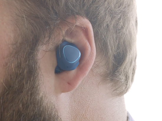 三星Gear IconX無線耳機(jī)開箱：外觀帥就夠了