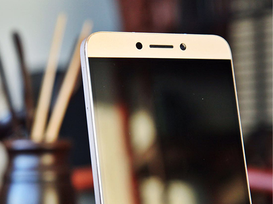 樂視酷派首款合作產(chǎn)品現(xiàn)身：跟風(fēng)紅米Pro？