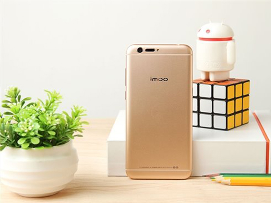 步步高imoo學(xué)習(xí)手機(jī)開賣 長(zhǎng)得像iPhone售價(jià)不便宜