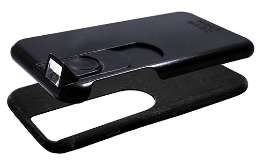 美女們請小心這種iPhone手機套！它偷拍你很方便