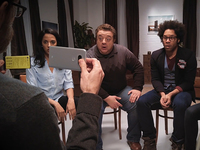 視頻：有病得治！LG G5這樣解決手機(jī)沒電焦慮癥