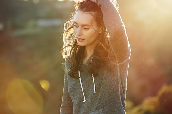 媲美單反？華為再次誤用單反照宣傳P9