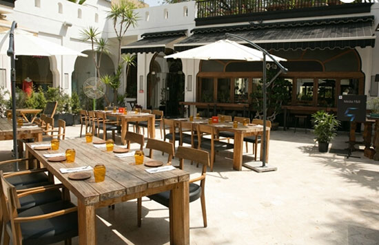 如此華麗走出國門！小米5印度發(fā)布會(huì)現(xiàn)場(chǎng)曝光