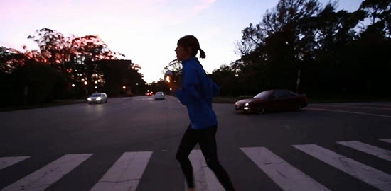 騎車轉彎很危險？戴上這款手套可保平安