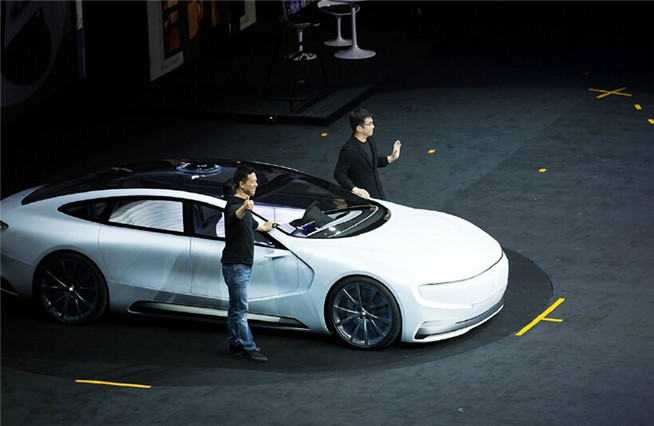 樂視跨界新品發(fā)布會全程回顧：超級汽車/手機/電視/VR頭盔齊發(fā)