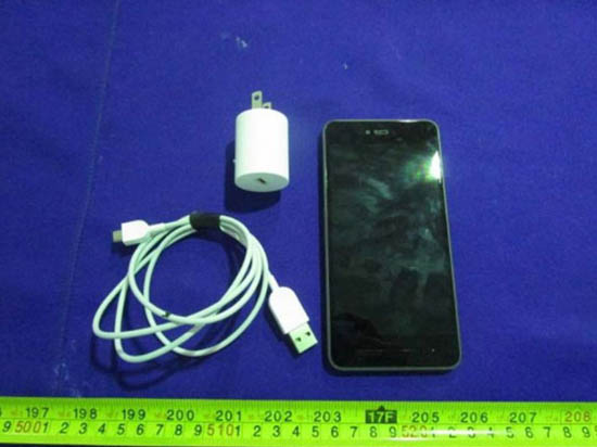 殺入美國市場?錘子手機(jī)T2通過當(dāng)?shù)卣J(rèn)證