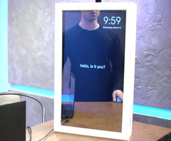 微軟神奇魔鏡：能看時(shí)間和天氣，還會(huì)讀心術(shù)