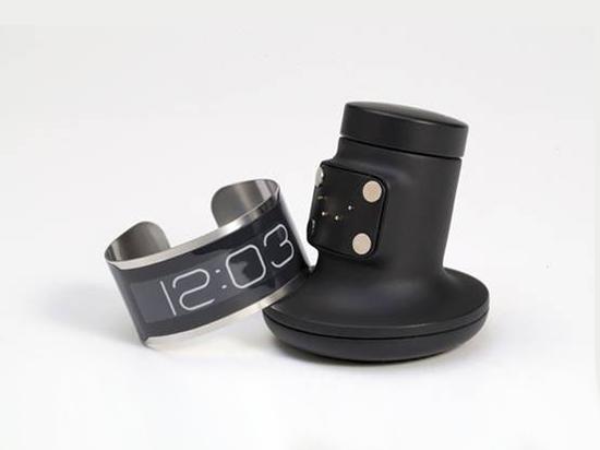 科客晚報(bào):HTC 10預(yù)售慘淡不足300臺 三星改變戰(zhàn)術(shù)劍指小米魅族