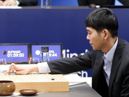 人機(jī)圍棋大戰(zhàn)第三局！李世石要祭出絕招了