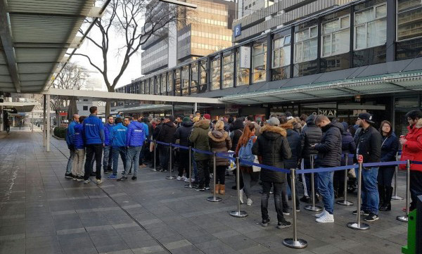 秒殺前輩！Galaxy S7/Edge歐洲預(yù)訂量是S6 2.5倍