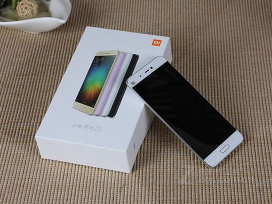 不用搶購還降價？小米5僅售1899元