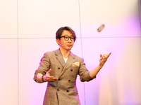 劉謙推薦魔術(shù)app，自曝是果粉金庸粉