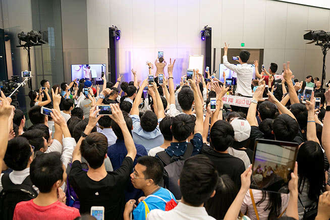 劉謙推薦魔術(shù)app，自曝是果粉金庸粉