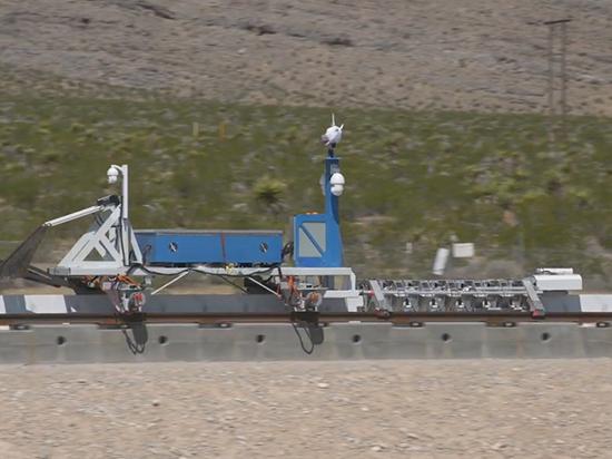 特斯拉馬斯克又成功了 超級(jí)高鐵百公里加速僅1.1秒