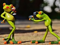 騰訊做社交很成功，可為什么還投了這么多社交應(yīng)用？