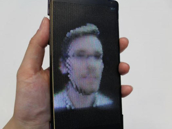 柔性+祼眼3D！這款手機(jī)屏幕太有未來感
