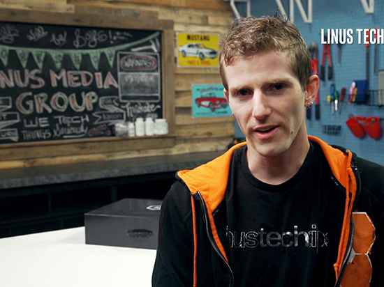 網(wǎng)紅打開英特爾神秘盒子：結(jié)果很嚴(yán)肅