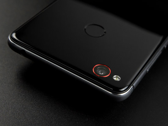 性價(jià)比不輸小米魅族 努比亞Z11 mini直降200元