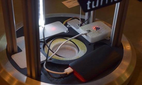 神奇的VR座椅：騷年，換個(gè)方式玩游戲吧