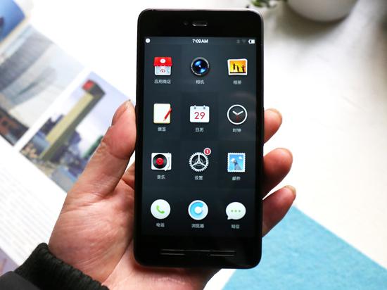 就算降到1799元 這些手機(jī)也不輸小米5