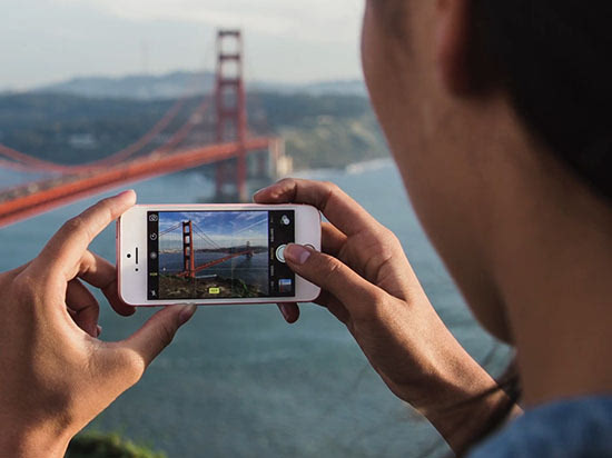 視頻:披著羊皮的狼 蘋果iPhone SE正式發(fā)布