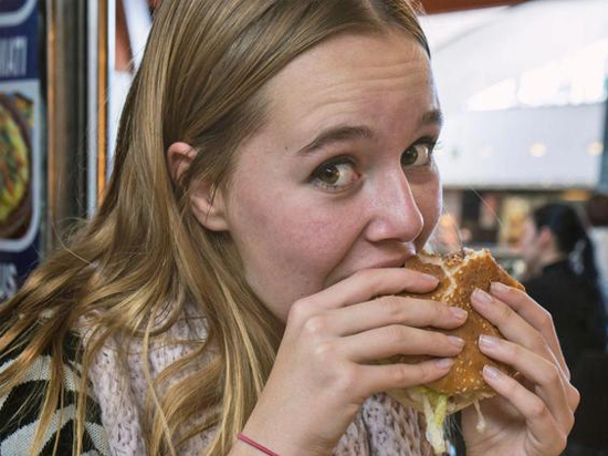 減肥有望了！這條項鏈可追蹤卡路里的攝入