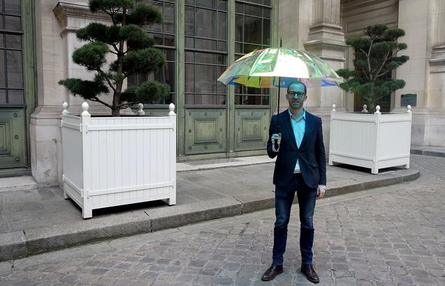 能預報天氣和拍照！怪不得這傘要500元