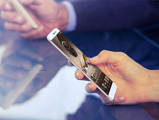 三系統(tǒng)手機(jī)，360發(fā)布旗艦Q5 Plus/Q5