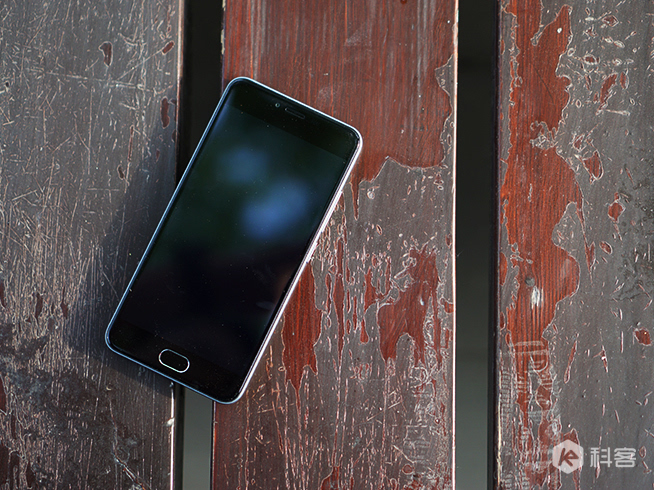 魅藍(lán)3體驗(yàn)評(píng)測(cè)：拋開(kāi)性能不談，這顏值我給90分