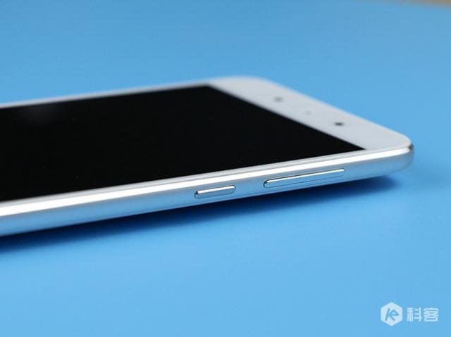 老一輩的好選擇，入門級(jí)手機(jī)360 f4上手簡(jiǎn)評(píng)