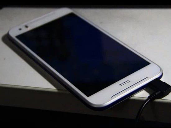 外觀好醉，HTC新機竟然又重回“多下巴”設(shè)計！