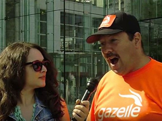 世界上第一部iPhone被誰(shuí)買走了？原來(lái)是他